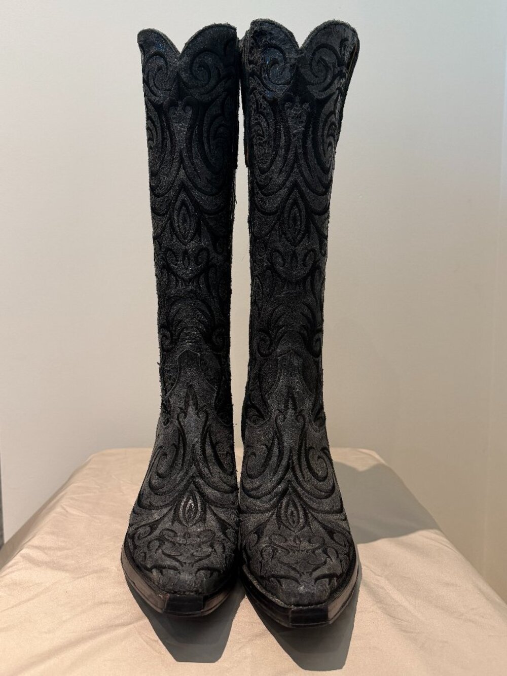 Old Gringo Black and Silver Leather Cowboy Boots - Size 9